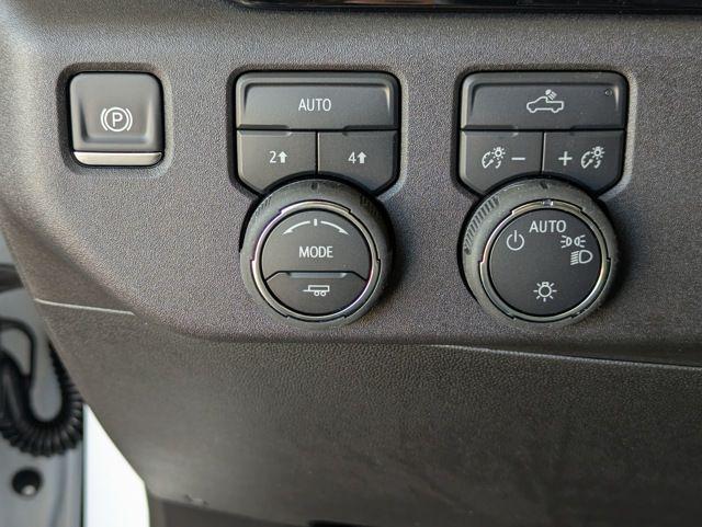 new 2025 Chevrolet Silverado 1500 car, priced at $43,145
