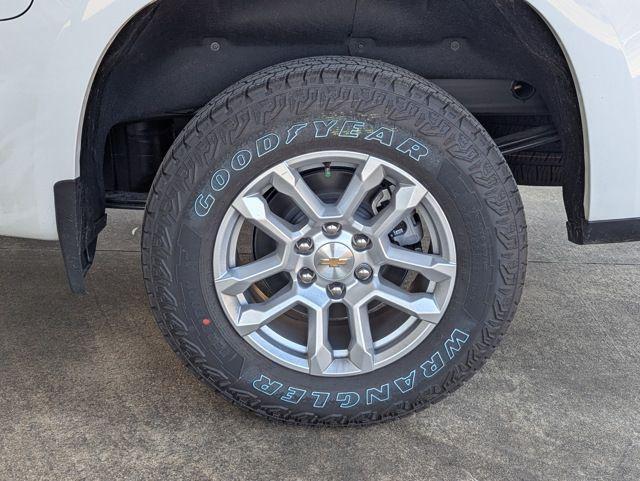 new 2025 Chevrolet Silverado 1500 car, priced at $43,145