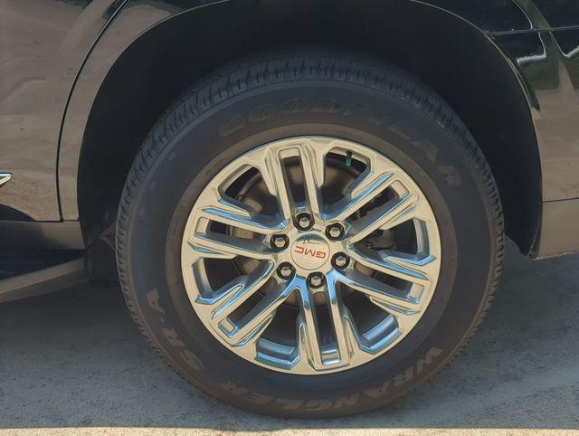 used 2023 GMC Yukon car, priced at $52,495