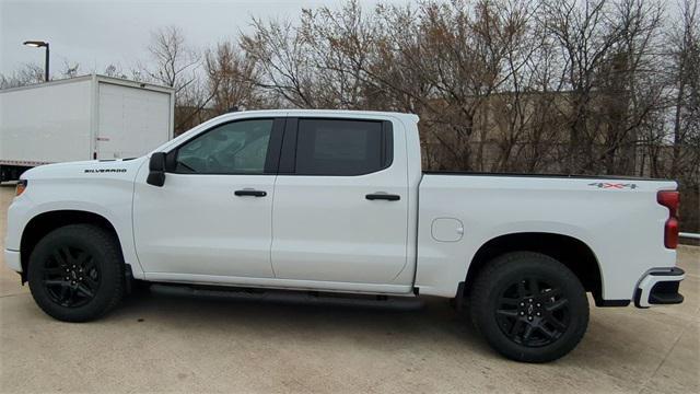 new 2025 Chevrolet Silverado 1500 car, priced at $40,335