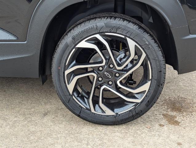 new 2025 Chevrolet TrailBlazer car, priced at $32,400