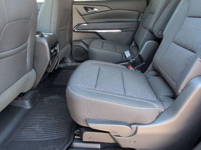 new 2026 Chevrolet Traverse car, priced at $40,935