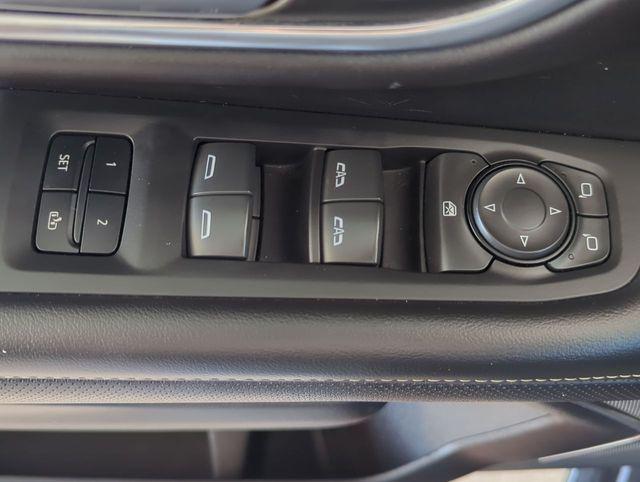 used 2023 GMC Yukon car, priced at $55,995