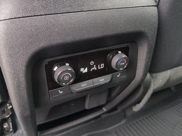 new 2026 Chevrolet Traverse car, priced at $1,782