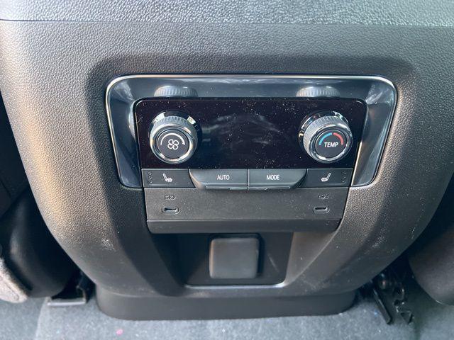 new 2025 Chevrolet Suburban car, priced at $76,220