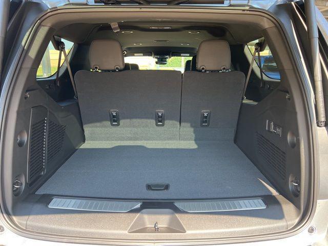 new 2025 Chevrolet Suburban car, priced at $76,220