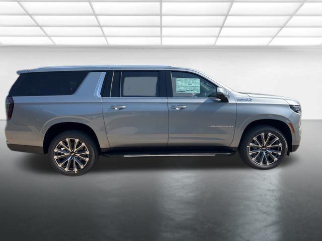 new 2025 Chevrolet Suburban car, priced at $76,220