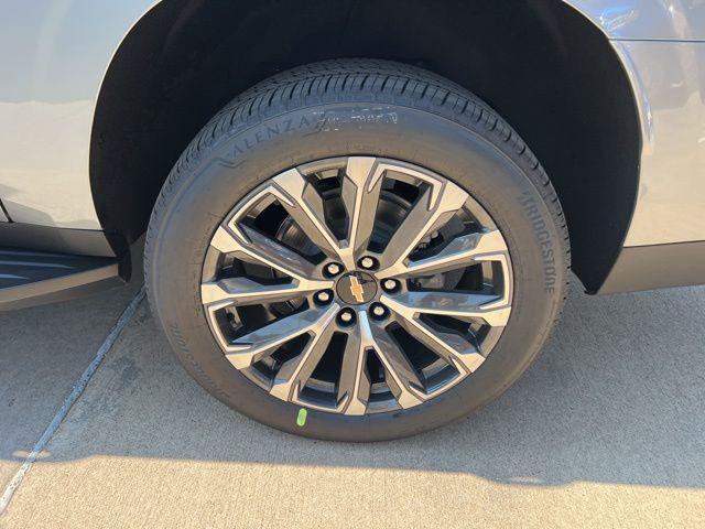 new 2025 Chevrolet Suburban car, priced at $76,220