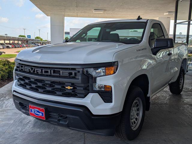 new 2025 Chevrolet Silverado 1500 car, priced at $30,500