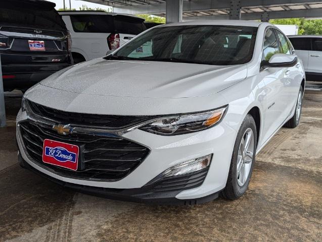 new 2025 Chevrolet Malibu car, priced at $22,645