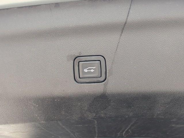 used 2023 Chevrolet Tahoe car, priced at $45,395