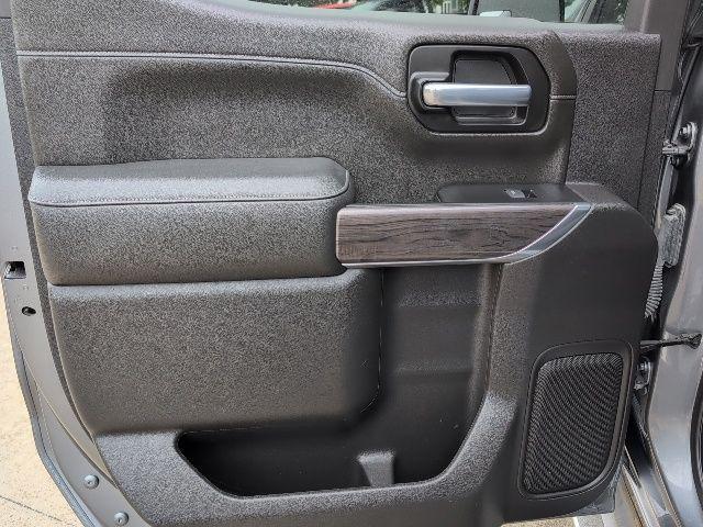 used 2022 Chevrolet Silverado 1500 car, priced at $41,295