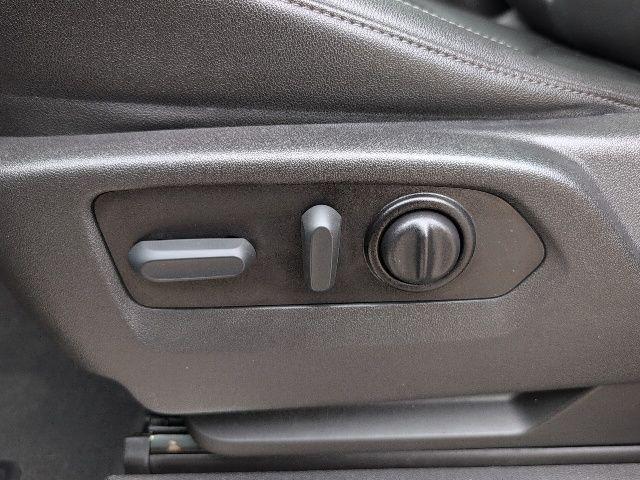 used 2022 Chevrolet Silverado 1500 car, priced at $41,295