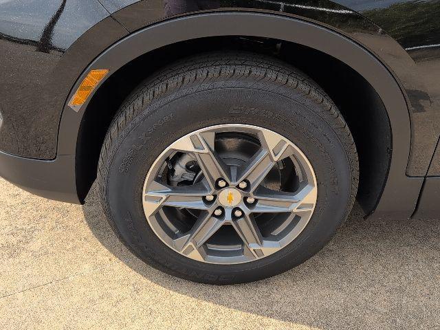 new 2025 Chevrolet Blazer car, priced at $30,665