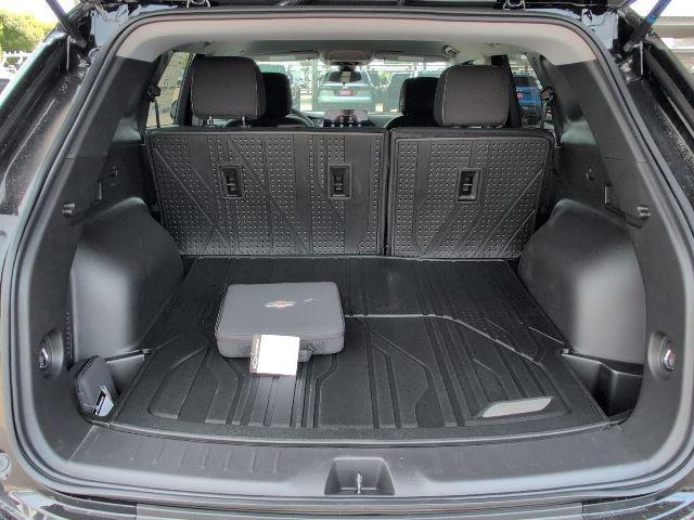 new 2025 Chevrolet Blazer car, priced at $30,665