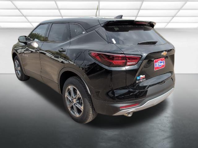 new 2025 Chevrolet Blazer car, priced at $30,665
