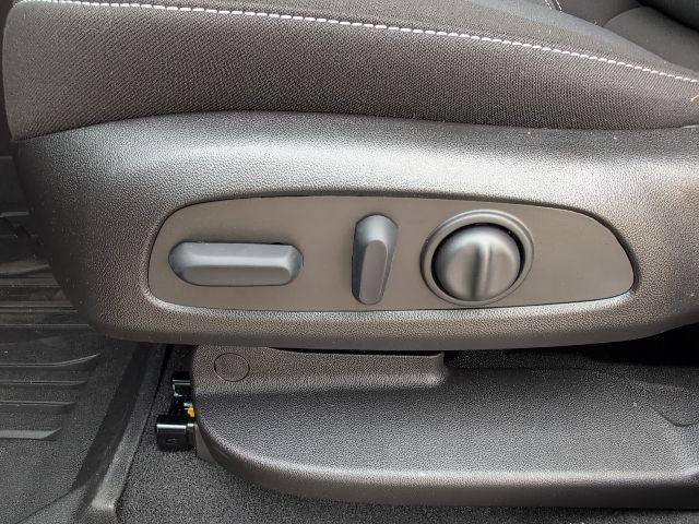 new 2025 Chevrolet Blazer car, priced at $30,665