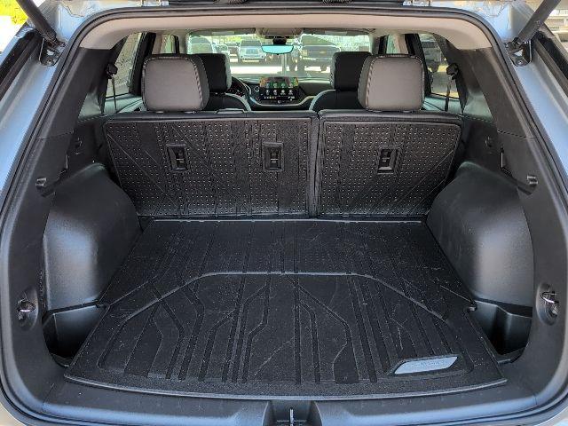 new 2025 Chevrolet Blazer car, priced at $40,225