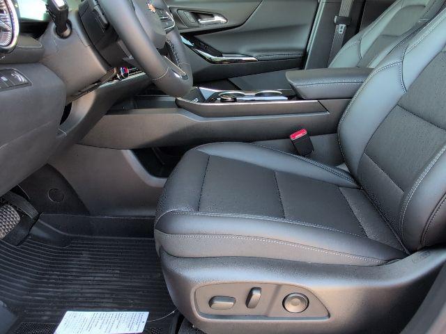 new 2026 Chevrolet Equinox car, priced at $27,460