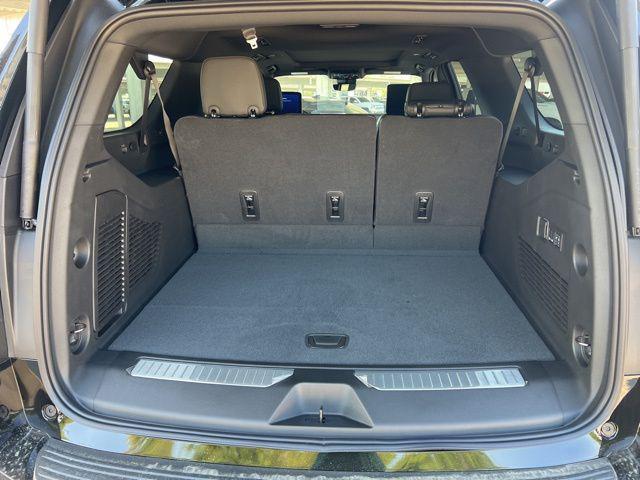 new 2025 Chevrolet Suburban car, priced at $86,575