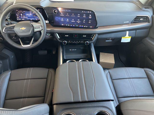 new 2025 Chevrolet Suburban car, priced at $86,575