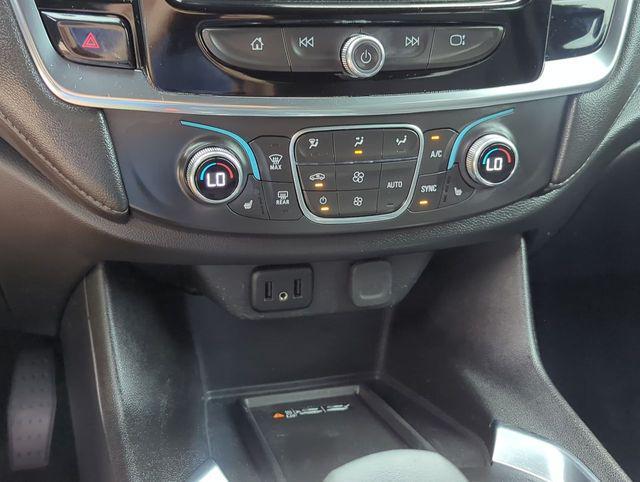 used 2023 Chevrolet Traverse car, priced at $31,495
