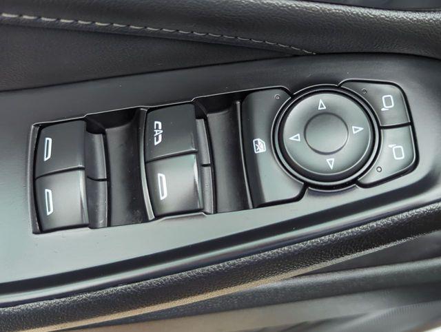 used 2023 Chevrolet Traverse car, priced at $31,495