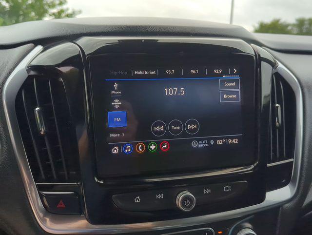 used 2023 Chevrolet Traverse car, priced at $31,495