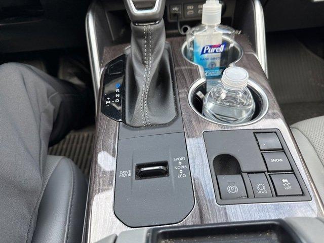 used 2023 Toyota Highlander car, priced at $35,493