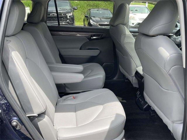 used 2023 Toyota Highlander car, priced at $41,493