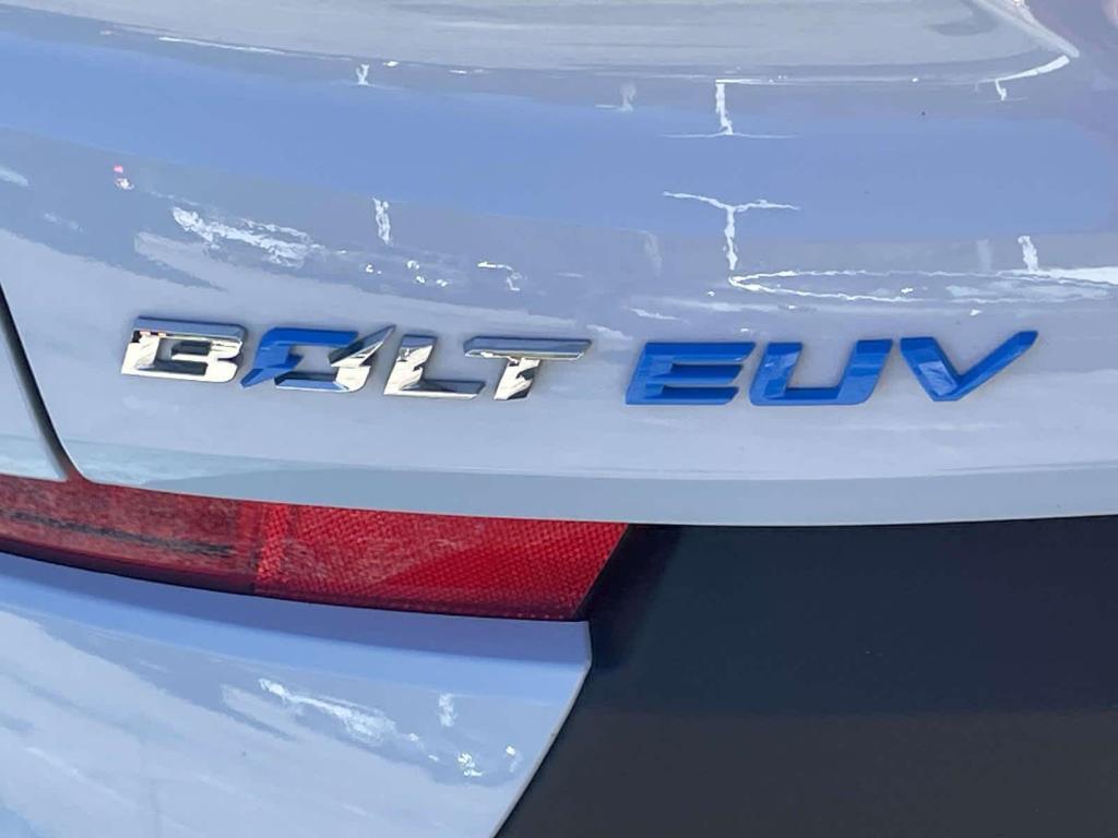 used 2023 Chevrolet Bolt EUV car, priced at $16,998