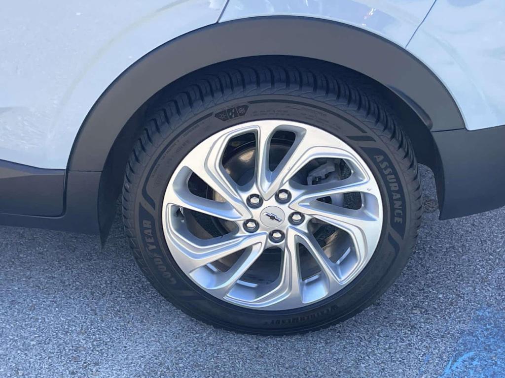 used 2023 Chevrolet Bolt EUV car, priced at $16,998