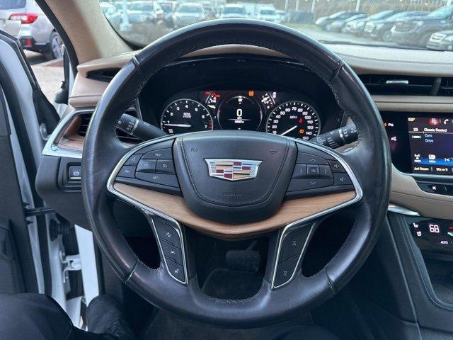 used 2018 Cadillac XT5 car