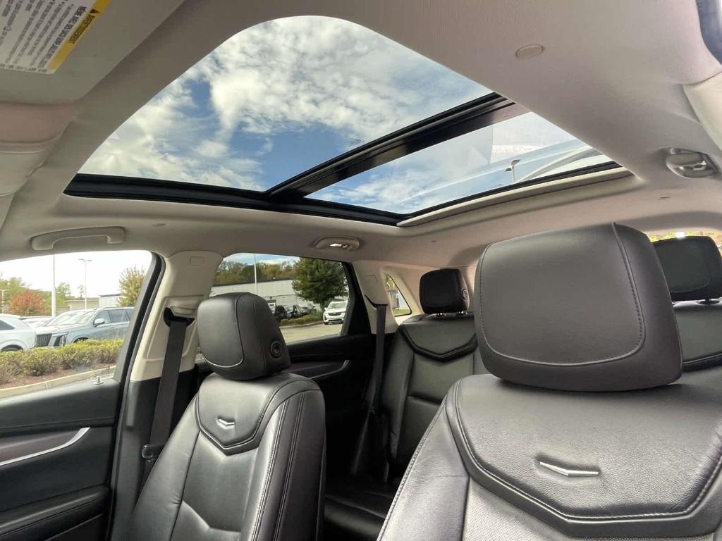 used 2017 Cadillac XT5 car