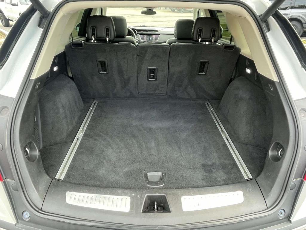 used 2017 Cadillac XT5 car