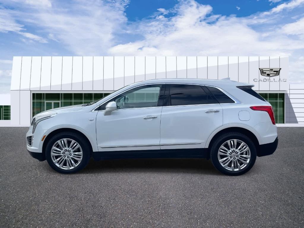 used 2017 Cadillac XT5 car