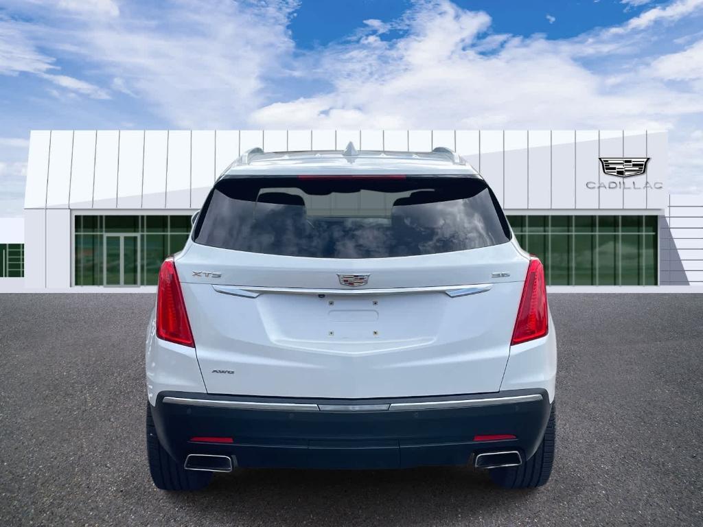 used 2017 Cadillac XT5 car