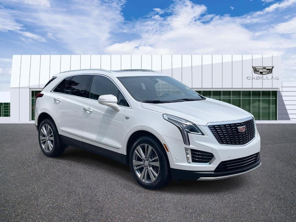 used 2025 Cadillac XT5 car, priced at $48,997