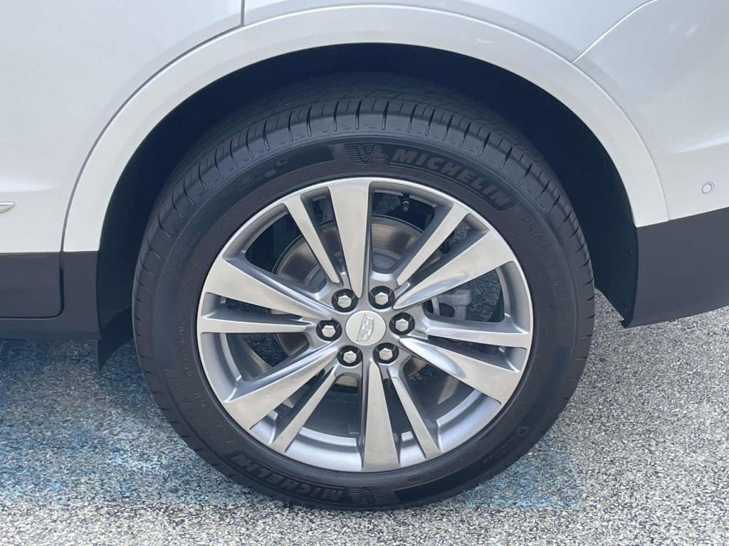 used 2025 Cadillac XT5 car, priced at $48,997