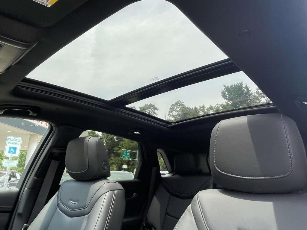 used 2025 Cadillac XT5 car, priced at $48,997