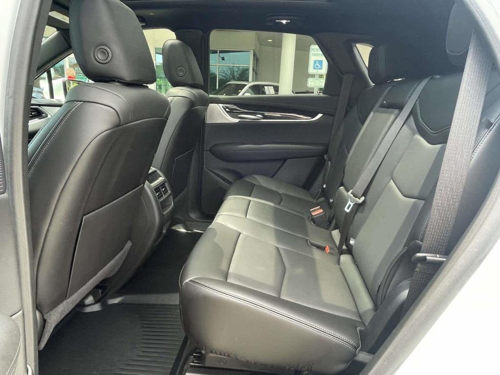 used 2025 Cadillac XT5 car, priced at $48,997