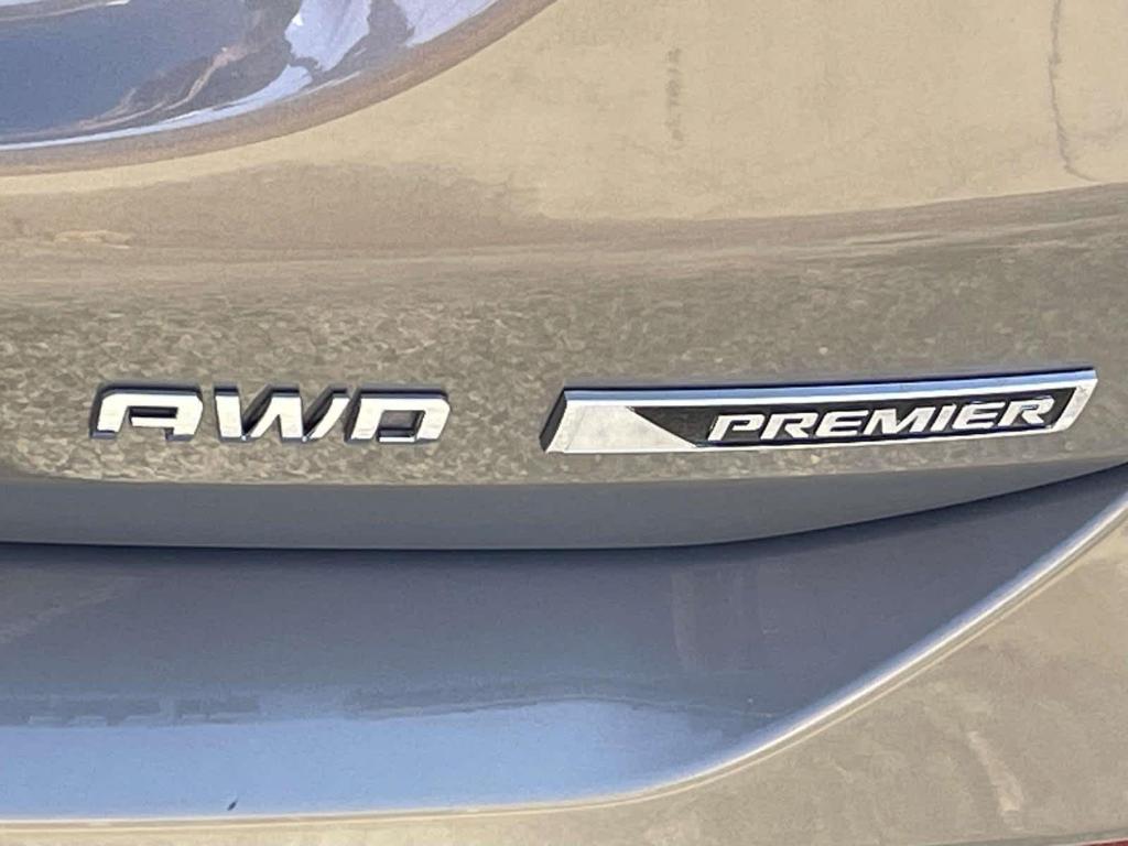 used 2018 Chevrolet Equinox car