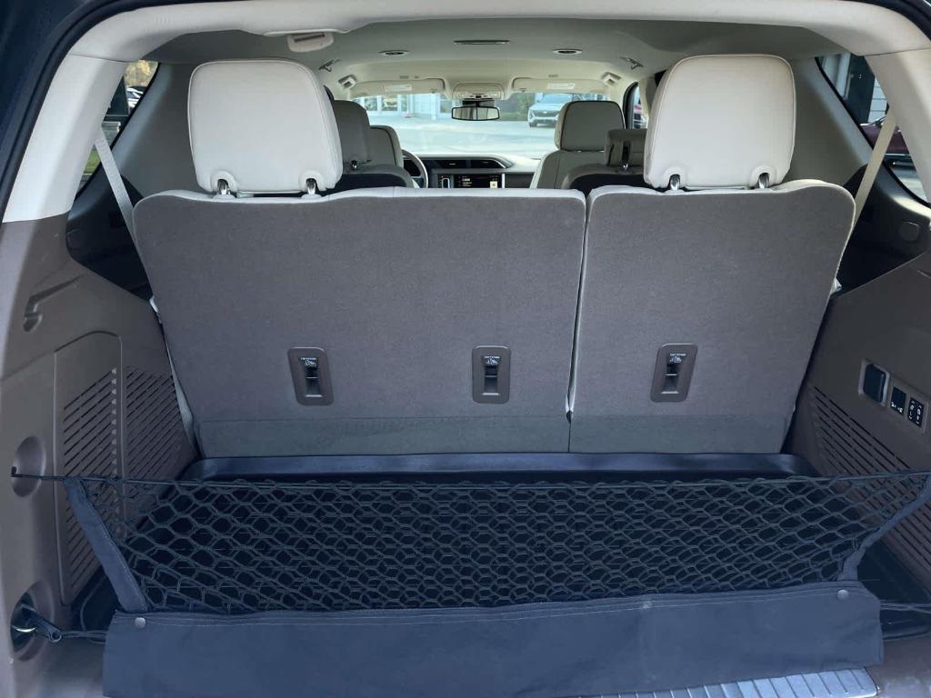 used 2023 GMC Yukon car