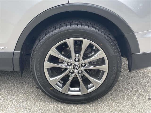 used 2018 Toyota RAV4 Hybrid car, priced at $26,999