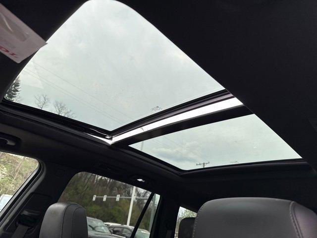 used 2023 Cadillac XT6 car, priced at $34,768