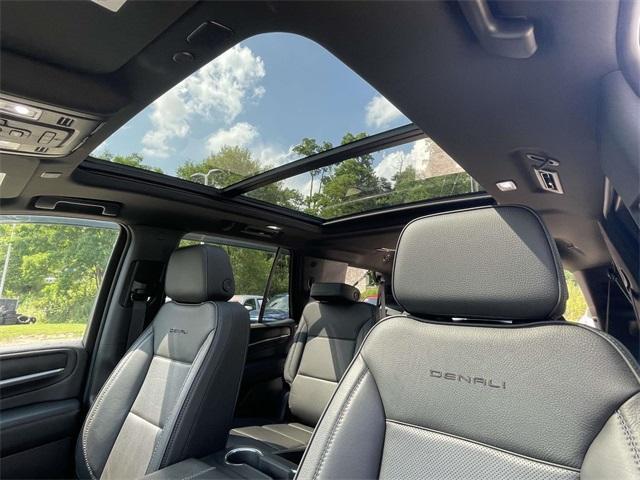 used 2022 GMC Yukon car, priced at $61,998