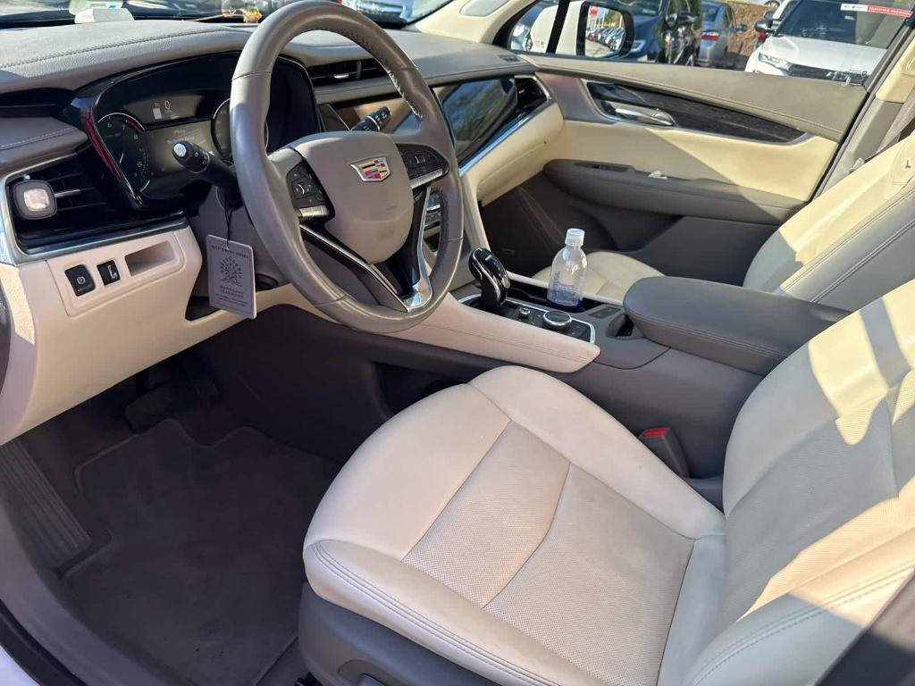 used 2023 Cadillac XT6 car