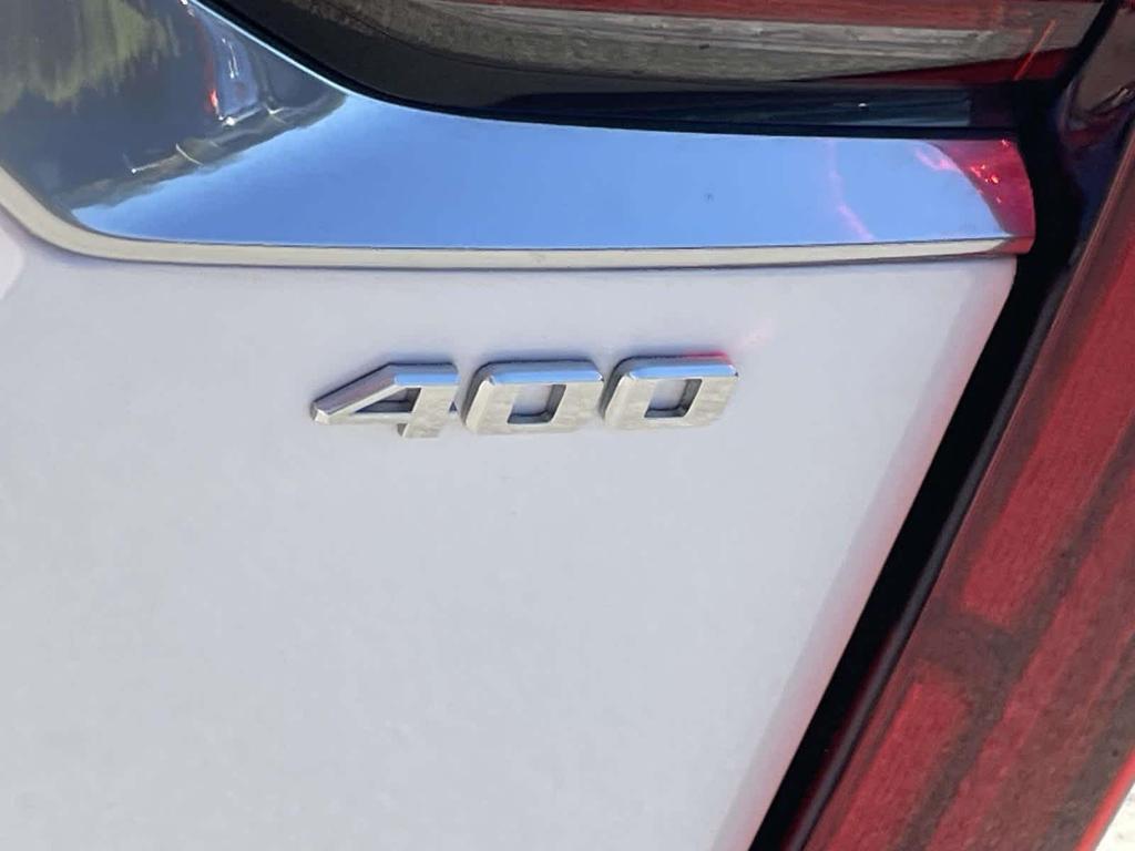 used 2023 Cadillac XT6 car
