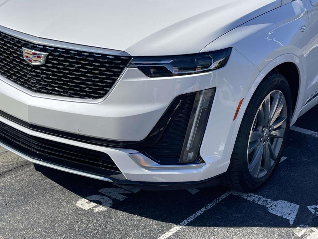 used 2023 Cadillac XT6 car