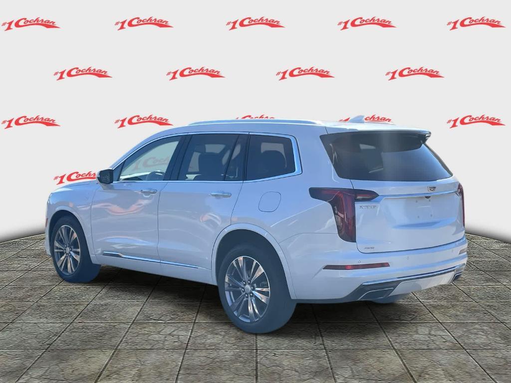 used 2023 Cadillac XT6 car